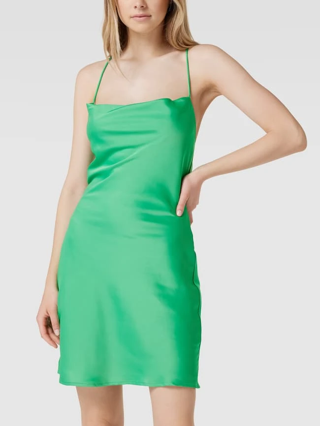 REVIEW Minikleid Mit Rückenausschnitt - Smaragdgrün – Bild 4